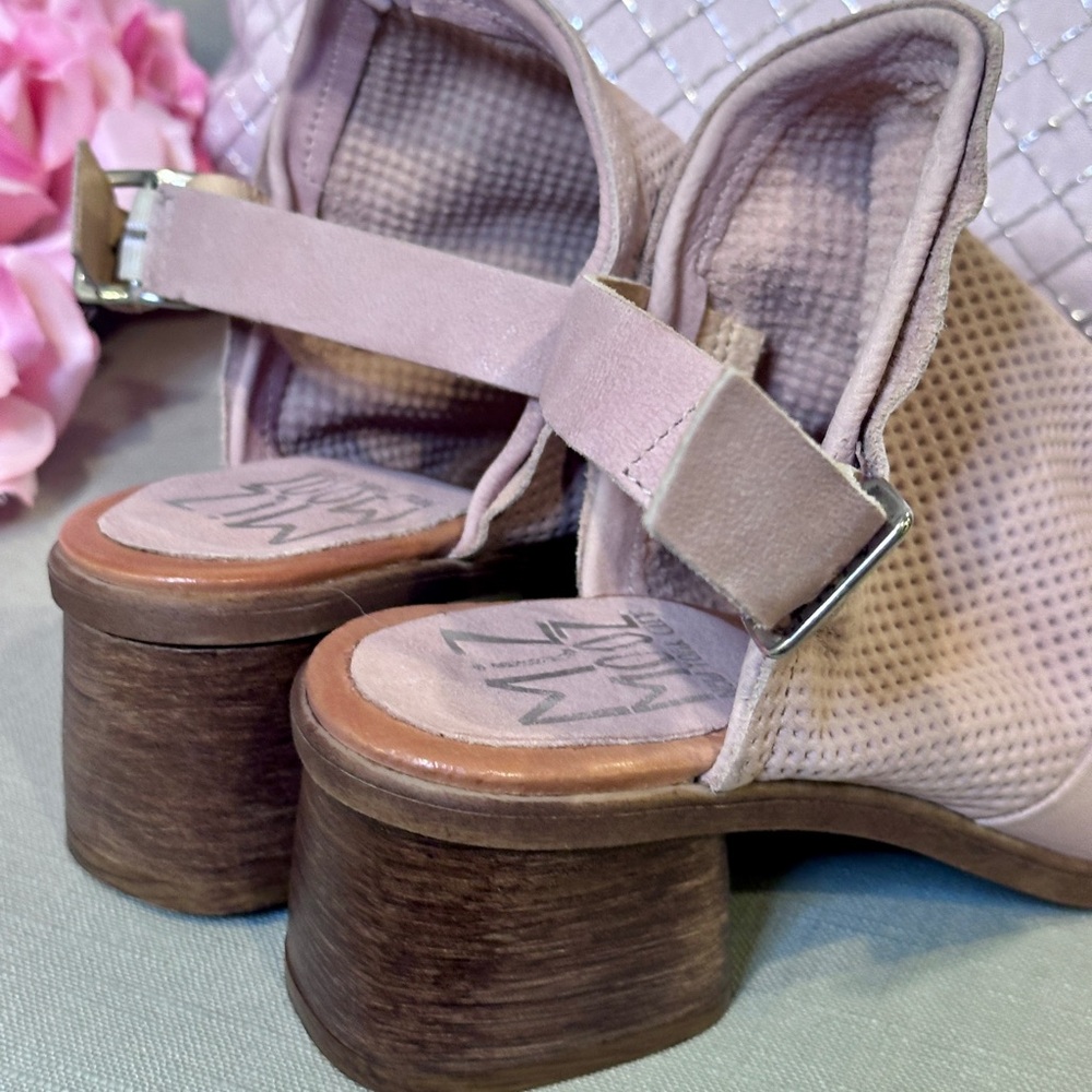 NEW Miz Mooz Women's Open-Toe Sandals Sz 8.5 / 39, 2" heel height - Picture 2 of 5